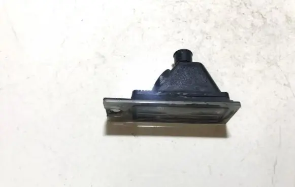 Volvo V70 Number plate light 9187153
