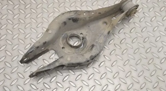BMW 4 F32 F33 Rear upper control arm/wishbone 6867540