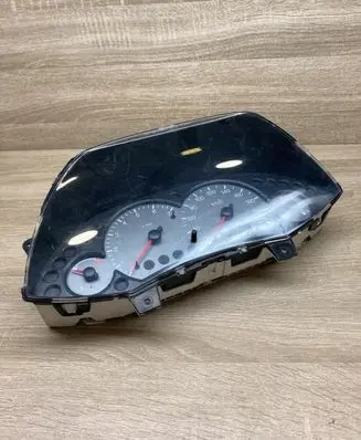 Ford Focus Speedometer (instrument cluster) 98AP10841BC