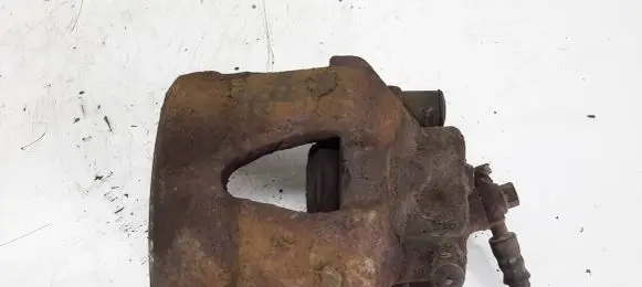 Volkswagen Golf IV Front brake caliper