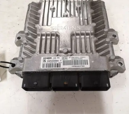 Peugeot 607 Engine control unit/module 5WS40060IT 245196598 HW9648237680