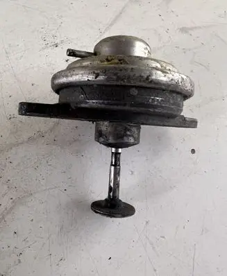Opel Frontera B EGR valve