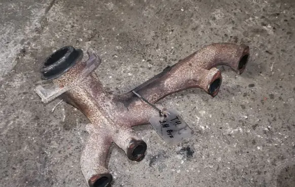 Exhaust manifold