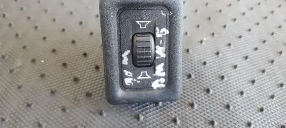 BMW 5 E34 Headlight level height control switch 65121379048 65.12-1379048
