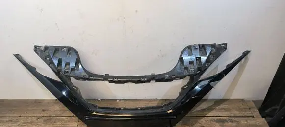 Nissan Leaf II (ZE1) Front bumper upper radiator grill 620706WK6D 620706WK6C
