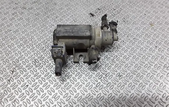 Audi A4 S4 B5 8D Turbo solenoid valve 1H0906627