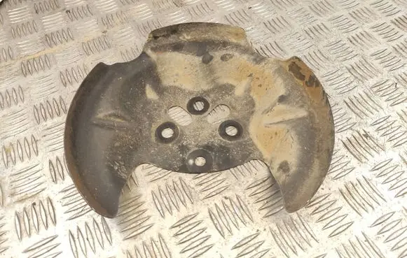 Citroen C4 III e-C4 Rear brake disc plate dust cover 9825073280