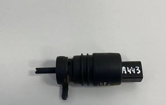Mercedes-Benz E W211 Windscreen/windshield washer pump PA6GBGF30