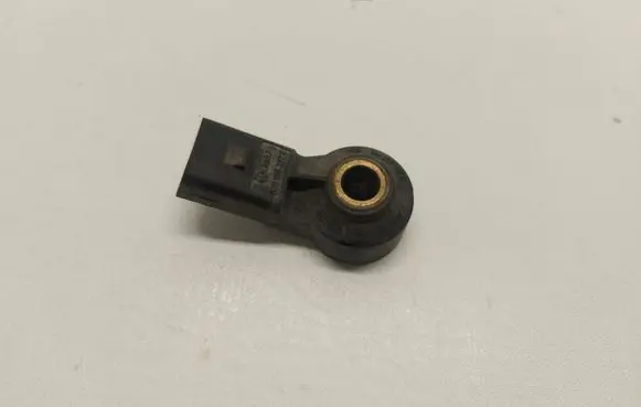 Volkswagen Golf V Detonation knock sensor 030905377C
