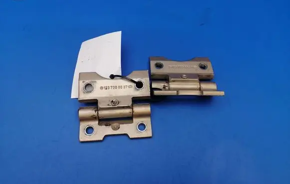 Front door hinge set