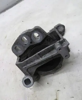 Mazda 3 III Engine mount vacuum valve 1111