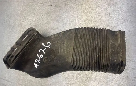 Audi A6 S6 C5 4B Air intake hose/pipe 28DO29617E