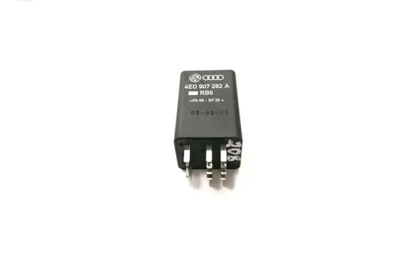 Audi Q5 SQ5 Glow plug pre-heat relay 4E0907282A 0281003029