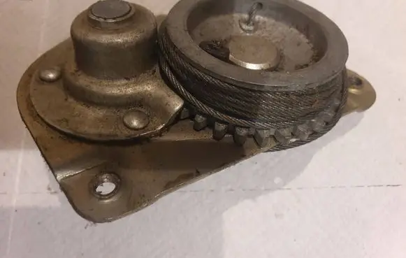 Moskvich 412 Front door manual window regulator 
