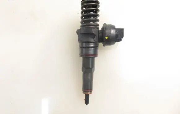 Fuel injector