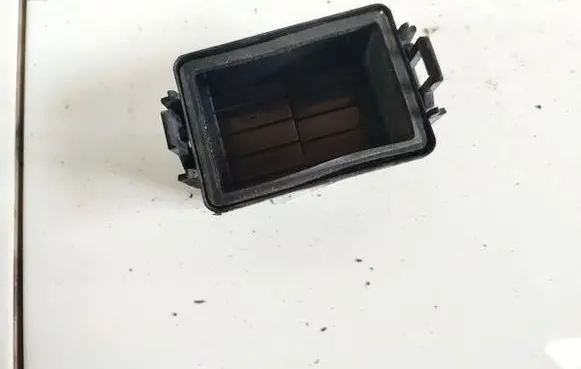 Ford Transit Fuse box cover e1335 e-1335