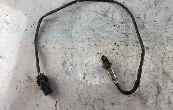 Volkswagen PASSAT B5.5 Lambda probe sensor 03g900262