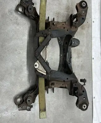 Volvo XC90 Rear subframe 