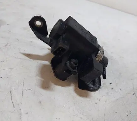 BMW 5 E39 Turbo solenoid valve 72279600