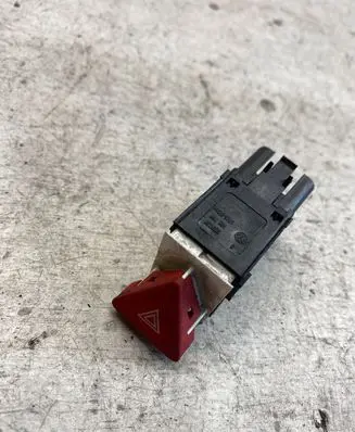Volkswagen PASSAT B6 Hazard light switch 3c0953509a