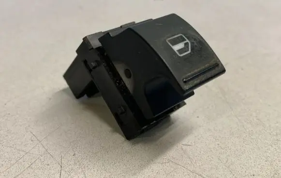 Volkswagen Touran I Electric window control switch 7L6953855B