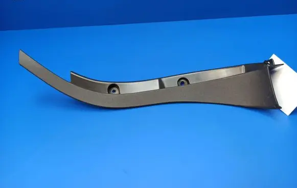 Mercedes-Benz E W211 Tailgate trim A2116920301