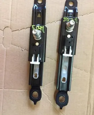 Toyota Land Cruiser (J150) Seat belt adjustment rail 