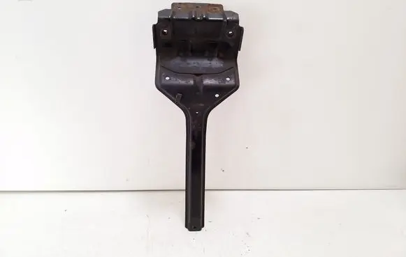 Radiator support slam panel bracket