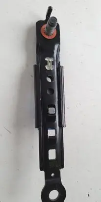 Hyundai Kona I Seat belt adjustment motor 