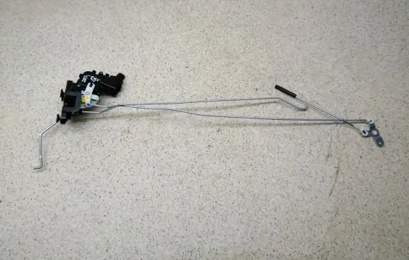 Dacia Spring Rear door lock 82502323R