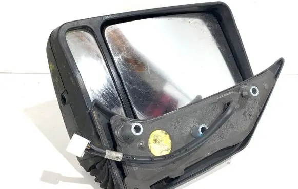 Iveco Daily 3rd gen Front door electric wing mirror