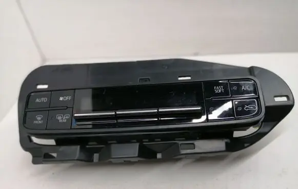 Toyota Auris E180 Climate control unit 5546802030 5590002060 75H695
