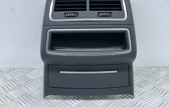 Audi A6 Allroad C7 Rear air vent grill 4G0864376B