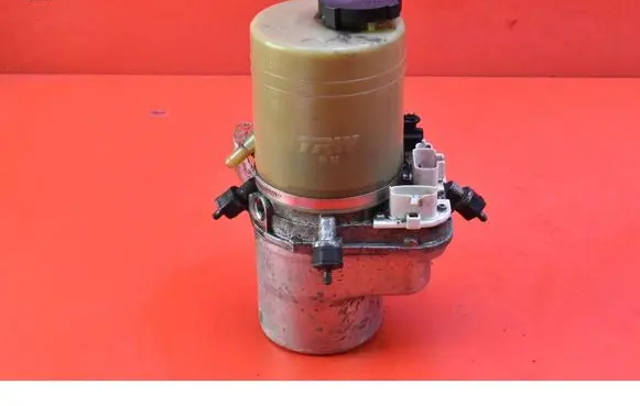 Opel Vectra C Power steering pump 