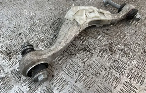 BMW 5 G30 G31 Rear upper control arm/wishbone
