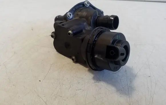 Nissan Navara D23 Electric auxiliary coolant/water pump 922300601R