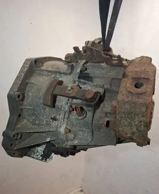 Manual 6 speed gearbox