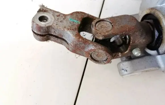 Nissan NV200 Steering column universal joint