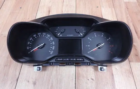 Citroen C3 Speedometer (instrument cluster) 9813361380