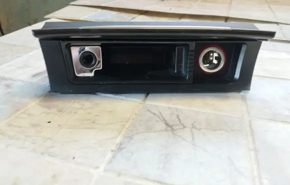 Volkswagen PASSAT B6 Ashtray (front) 3C0863284 3C0857691
