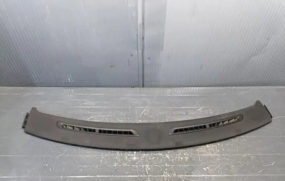 Tesla Model S Other sill/pillar trim element 