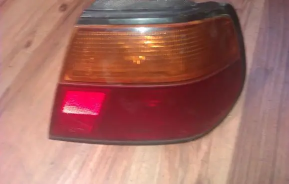 Nissan Almera Rear/tail lights