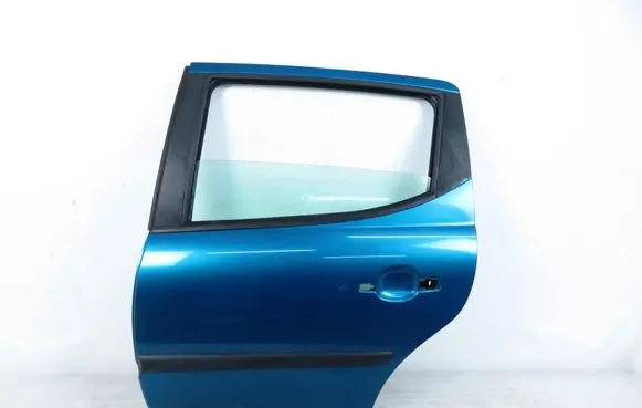 Peugeot 207 Rear door 