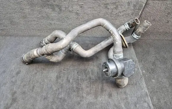 Audi Q5 SQ5 Engine coolant pipe/hose 8R0819334E 8R0819350T