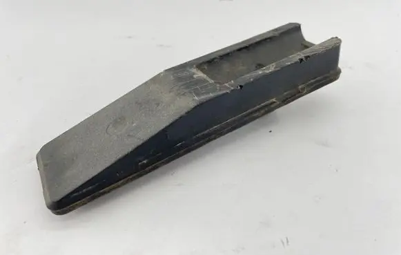 Audi A6 S6 C6 4F Jacking socket point 4F0802847