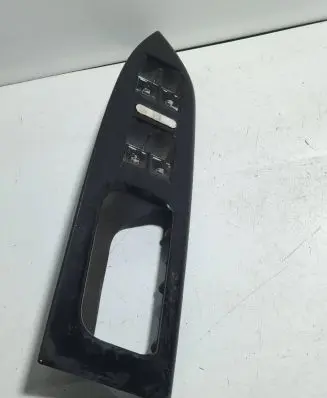 Volkswagen Touran I Electric window control switch 1T1867371F