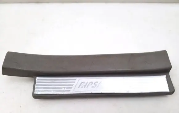 Nissan X-Trail T30 Front sill trim cover 769538H301