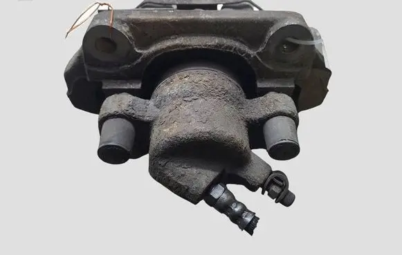 BMW 1 E81 E87 Front brake caliper