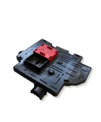 Mercedes-Benz GLE W167 Fuse box cover A1675457300