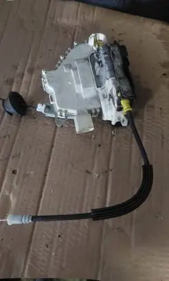 Audi A6 S6 C7 4G Front door lock 8J1837015C